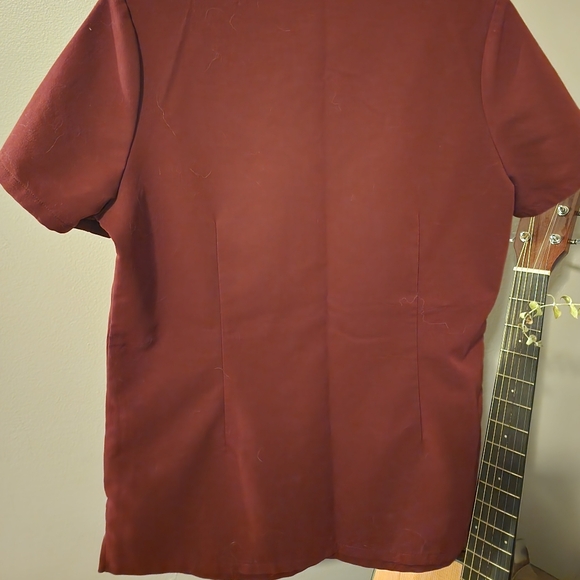 Figs scrub top - Picture 2 of 3